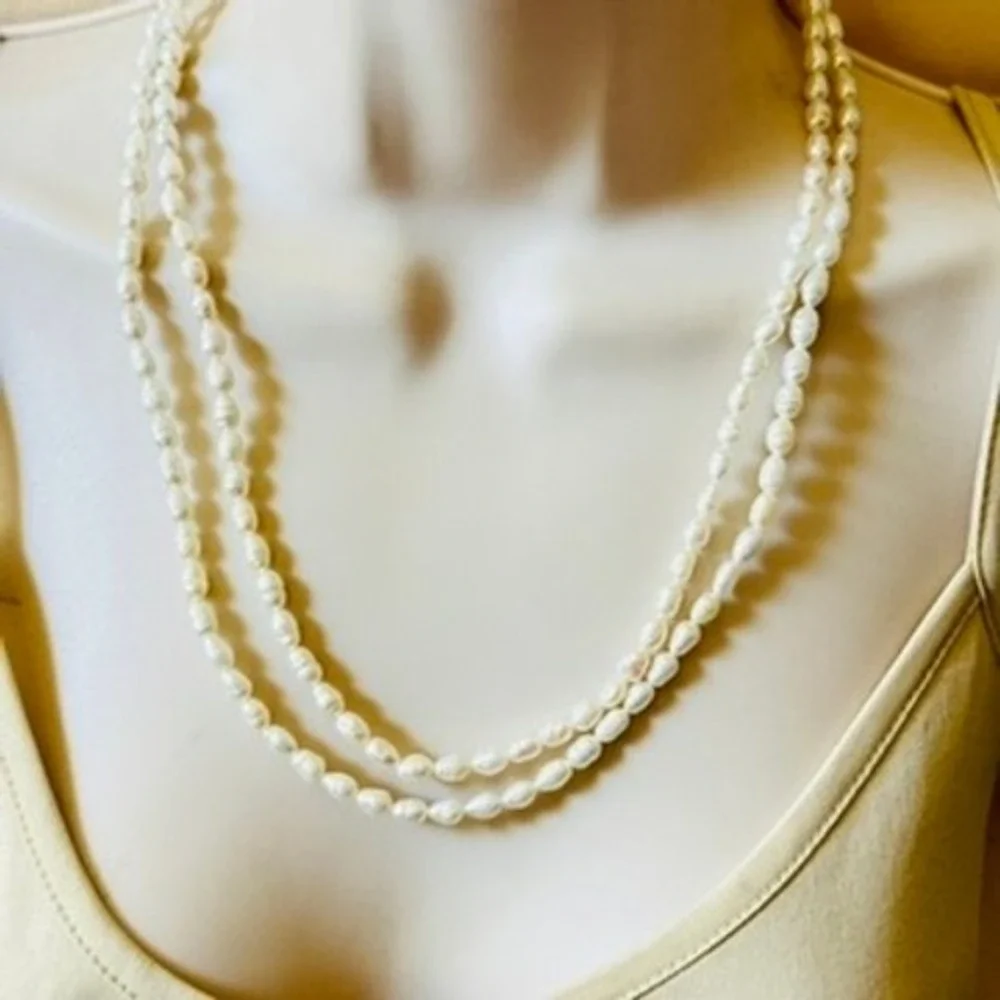 VTG Freshwater White Seed Pearl Beaded Necklace Multi Double Layered Authentic